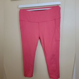 Coral crop legging